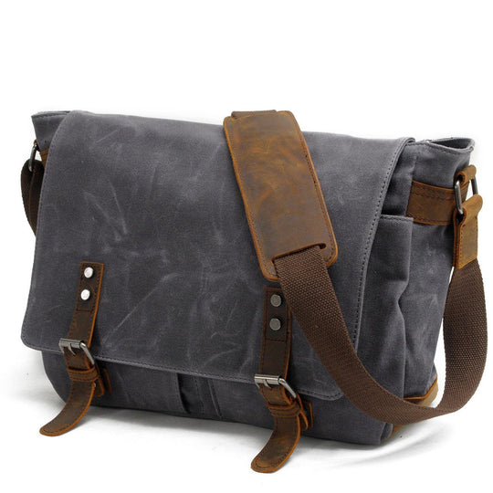 Retro Shoulder Bag | CONWAY