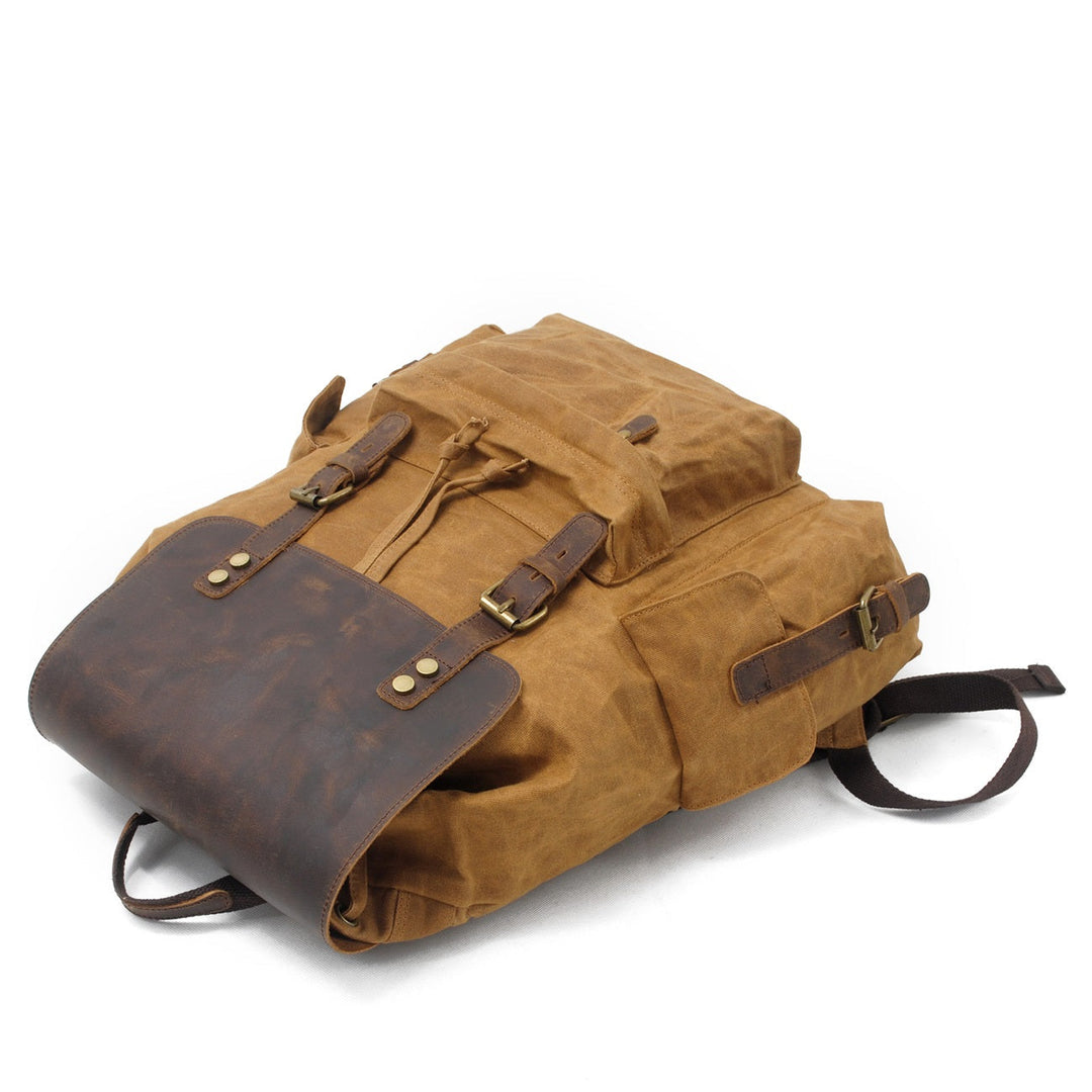 Waxed Canvas Backpack | COPENHAGEN